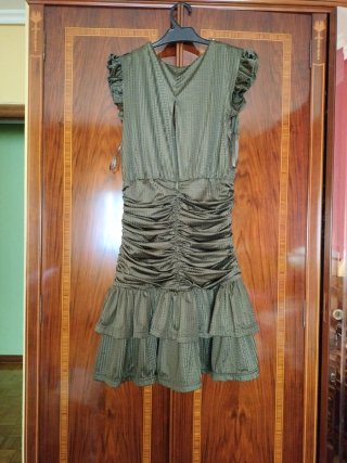 Vestido verde camaleónica