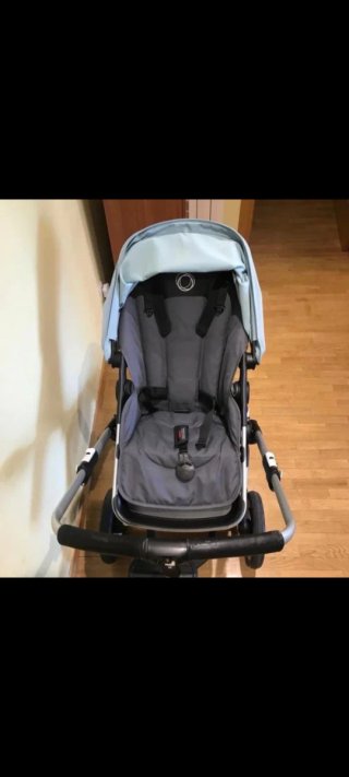 Bugaboo Fox  con Capota Azul Vapor.