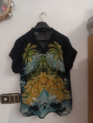 Blusa SUITEBLANCO negra cuello mao Talla S