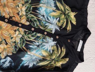 Blusa SUITEBLANCO negra cuello mao Talla S