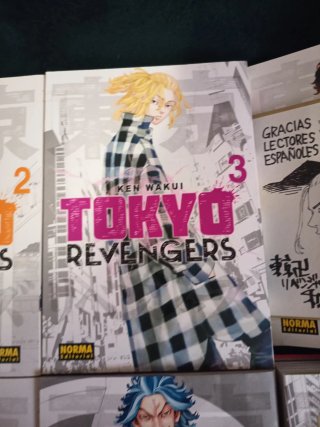 TOKYO REVENGERS manga 1-7 + shikishis