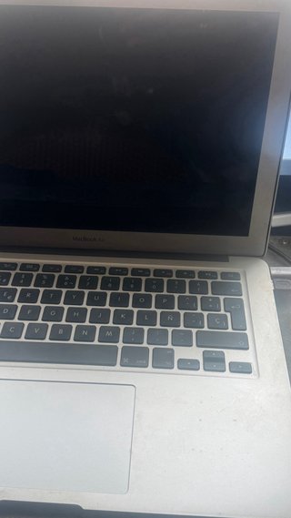 MacBook Air 13” 2017 i5 8GB – Estado impecable