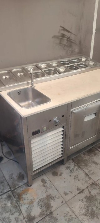 Mesa fría inox y mármol para pizzas