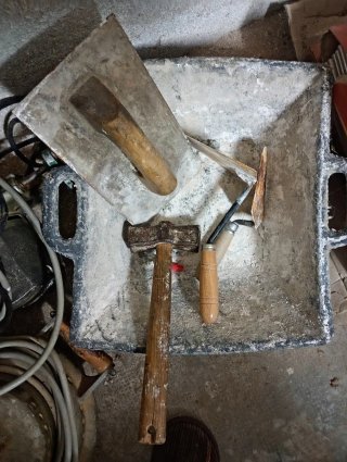 Gaveta. Paleta, Paletín y Maceta para Construcció
