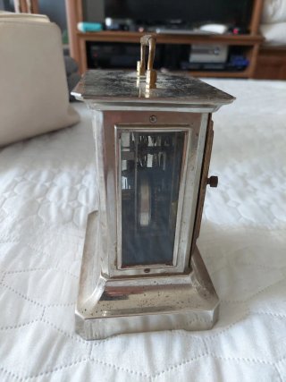 Reloj de mesa antiguo metal dorado y plateado