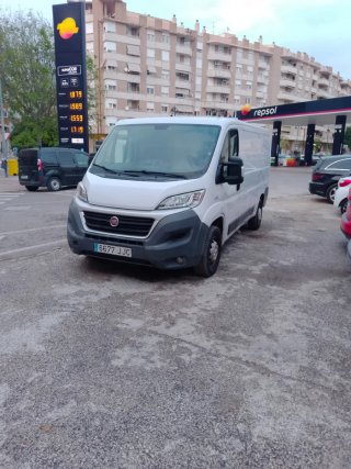 Furgoneta transporte