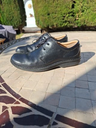 Zapatos Clarks Piel Negra Talla 40 Ancho
