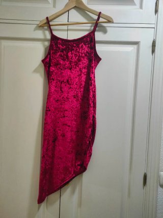 SHEIN - Vestido rojo de terciopelo