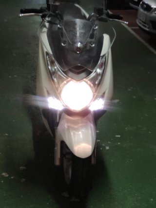 Yamaha Majesty 125 Blanca