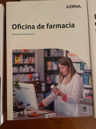 Libros Farmacia y Parafarmacia ILERNA 1º Año