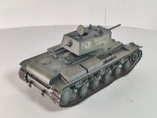 Maqueta Tanque Ruso KV-1 M 1941 Trumpeter