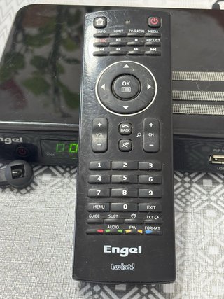 Engel RS4800Y Receptor Satélite HD