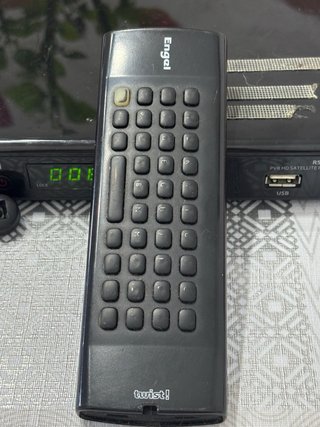 Engel RS4800Y Receptor Satélite HD