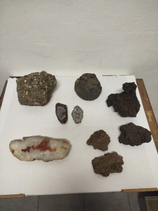 Collezione pietre minerali