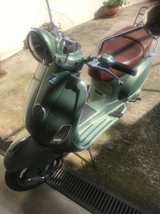 Vespa 125 LXV IE Scooter Automática