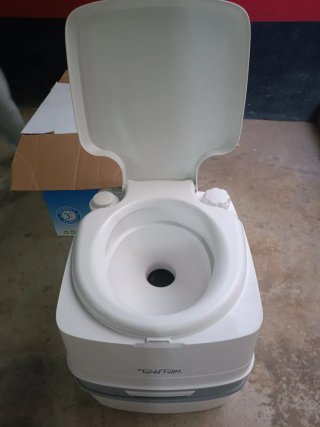 Váter químico portátil Thetford Porta Potti 165