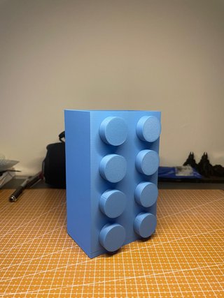 Portafiori stile Lego blu