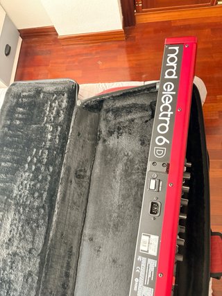 Nord Electro 6D Teclado
