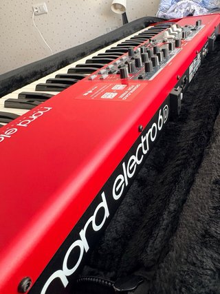 Nord Electro 6D Teclado