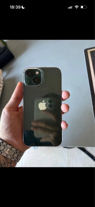 iPhone 13 Apple