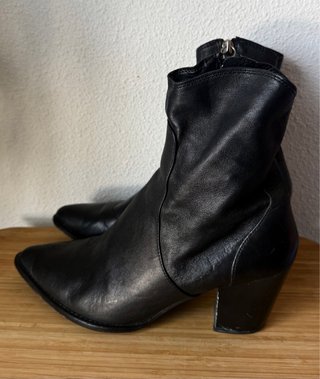 Botines Zara Piel Estilo Cowboy
