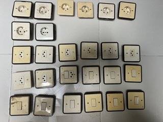 Enchufes e interruptores Plastimetal