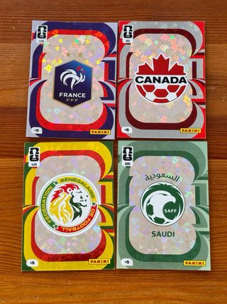 Cartas sueltas Escudos Fifa  world 2026 Adrenalyn