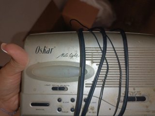 Radio Despertador Oskar Mite Light