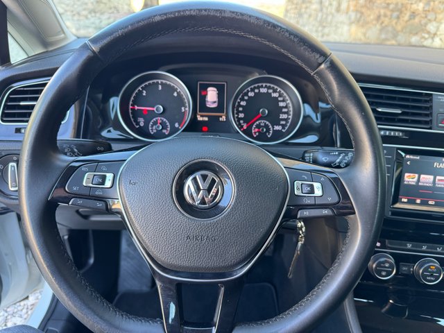 VOLKSWAGEN GOLF SPORT