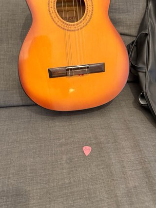 Guitarra Clásica Naranja