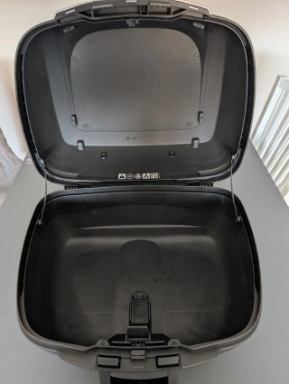 Baúl Shad SH40