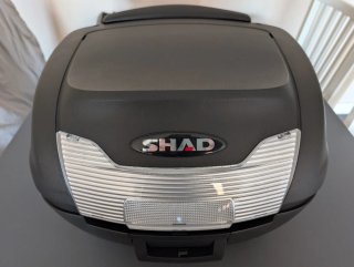 Baúl Shad SH40