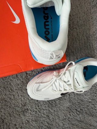 Nike Vomero Plus Talla 37.5 Nuevas Running