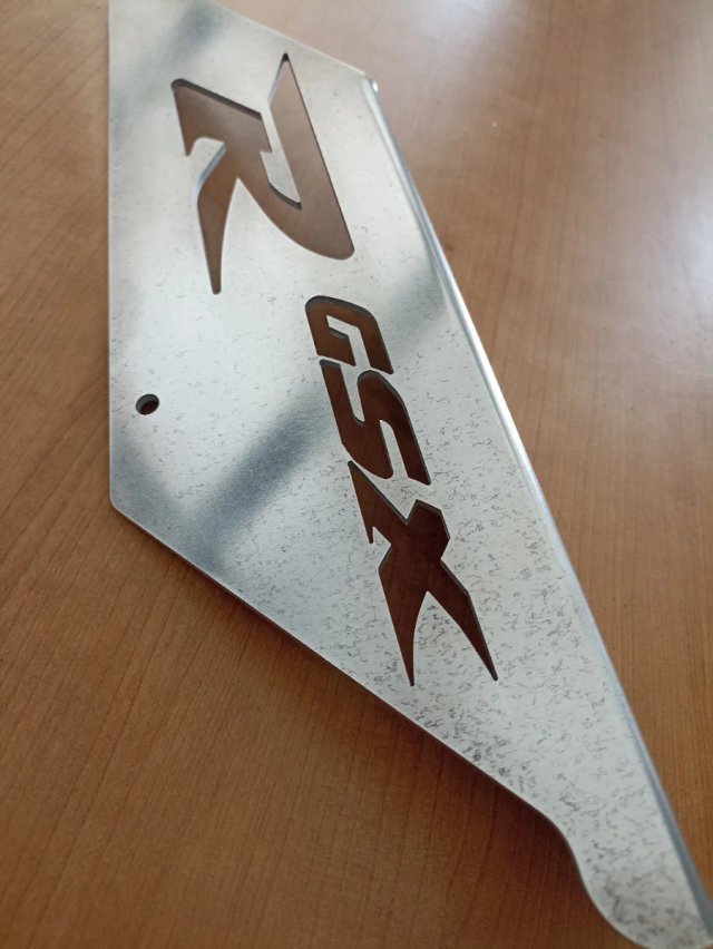 Cubrecadenas Suzuki GSXR 600 / 750 / 1000