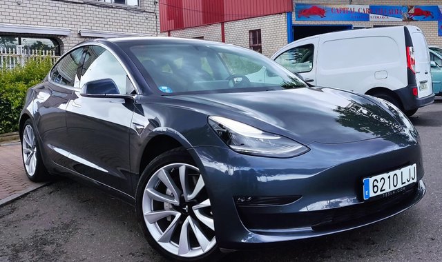 Tesla Model 3 GRAN AUTONOMIA - PRECIO NEGOCIABLE