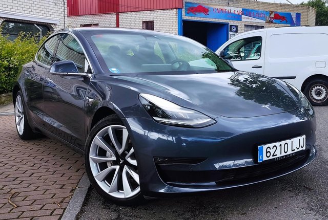 Tesla Model 3 GRAN AUTONOMIA - PRECIO NEGOCIABLE