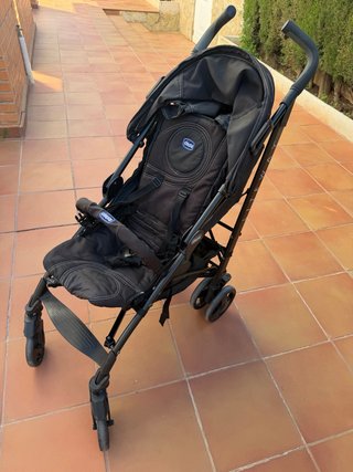 Carrito Silla de Paseo Chicco Tijera Color negro
