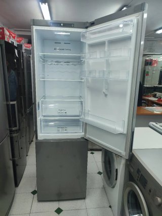 Nevera Samsung plateada 200/60cm A+++ con garantía