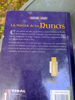 Los Cataros,País Cataro, Magia de Runas (3 libros