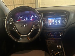 Hyundai i20 ESSENCE 1.2 85CV