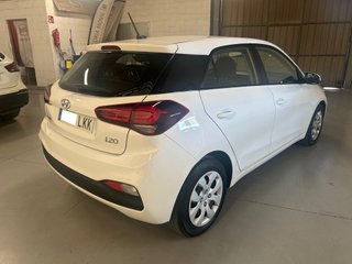 Hyundai i20 ESSENCE 1.2 85CV