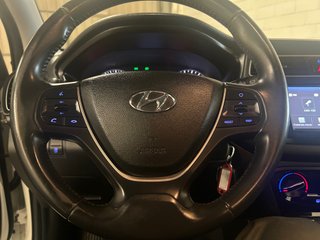 Hyundai i20 ESSENCE 1.2 85CV