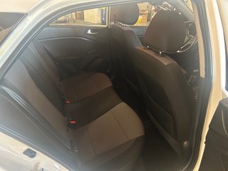 Hyundai i20 ESSENCE 1.2 85CV