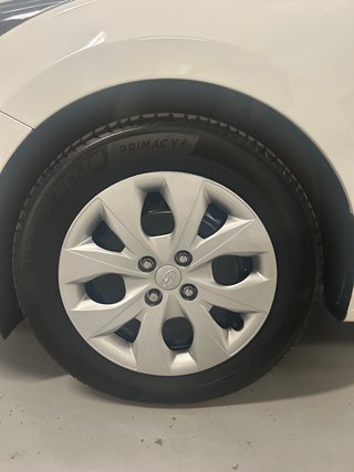 Hyundai i20 ESSENCE 1.2 85CV