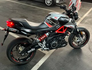 Aprilia Shiver 900
