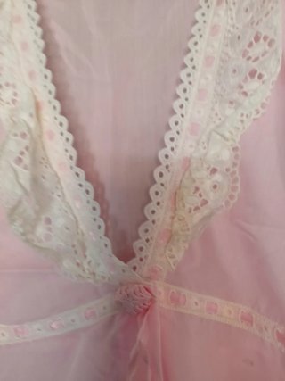 Conjunto camisón y bata rosa