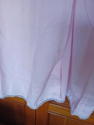 Conjunto camisón y bata rosa