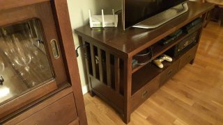 Mesa TV Colonial de Castaño