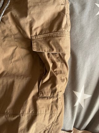 Pantalón cargo senderismo marrón