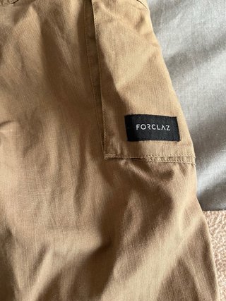 Pantalón cargo senderismo marrón
